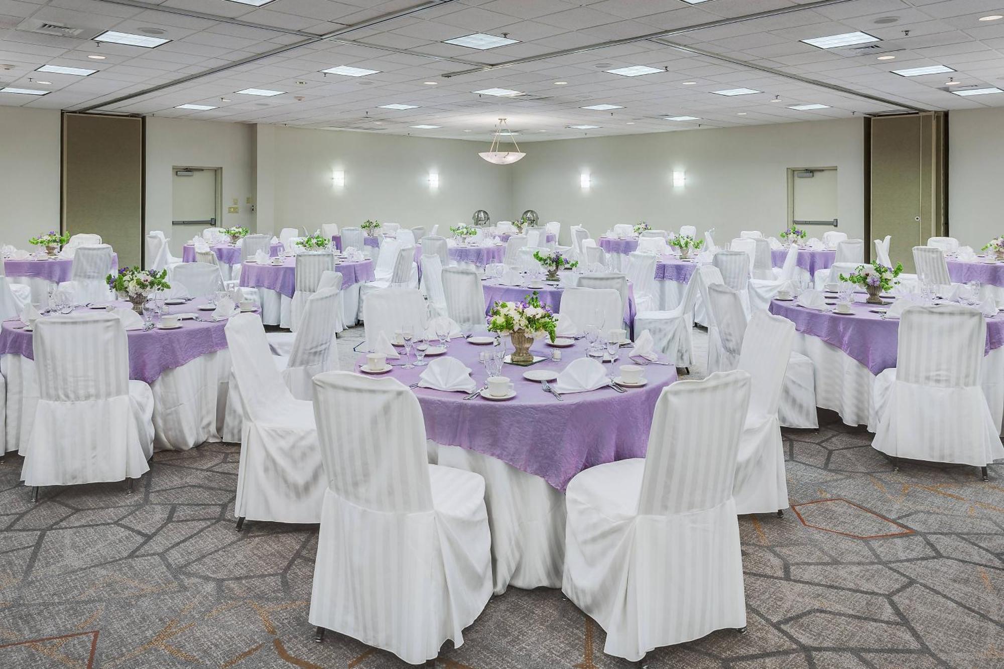 Отель Courtyard Hartford Кромвель Экстерьер фото